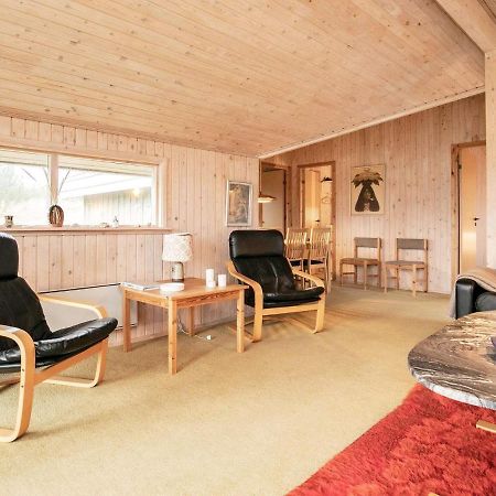 4 Person Holiday Home In Blokhus Exteriör bild